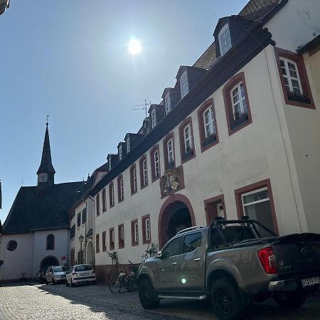 Ferienwohnung Im Stadionischem Hof Walluf Buitenkant foto