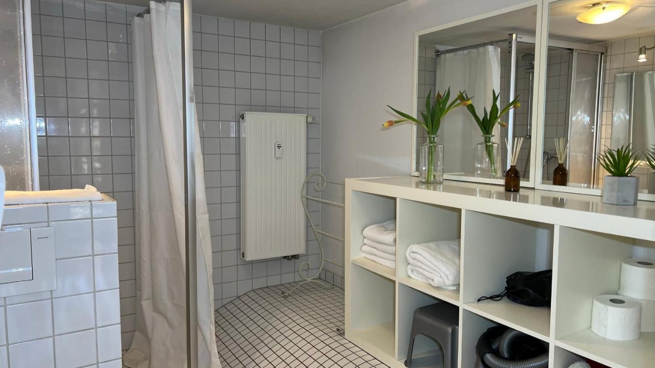 Ferienwohnung Im Stadionischem Hof Walluf Buitenkant foto