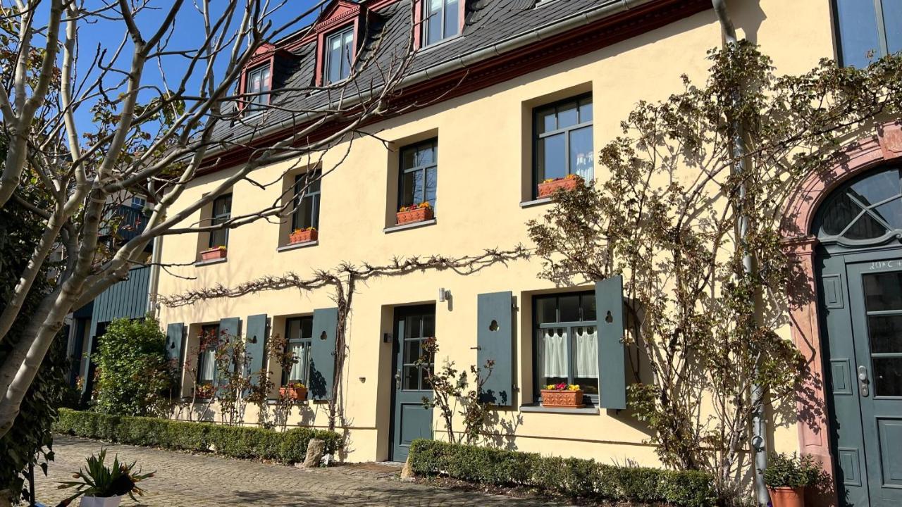 Ferienwohnung Im Stadionischem Hof Walluf Buitenkant foto