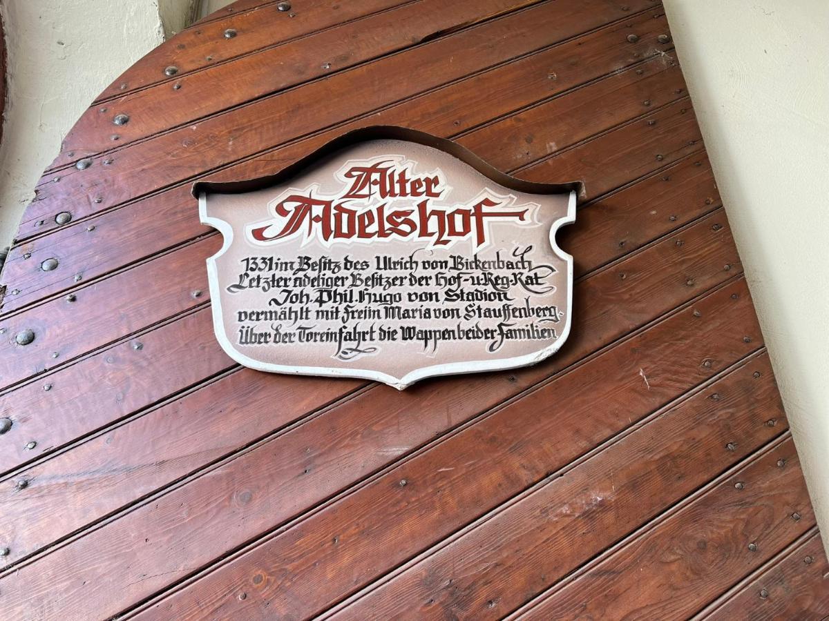 Ferienwohnung Im Stadionischem Hof Walluf Buitenkant foto