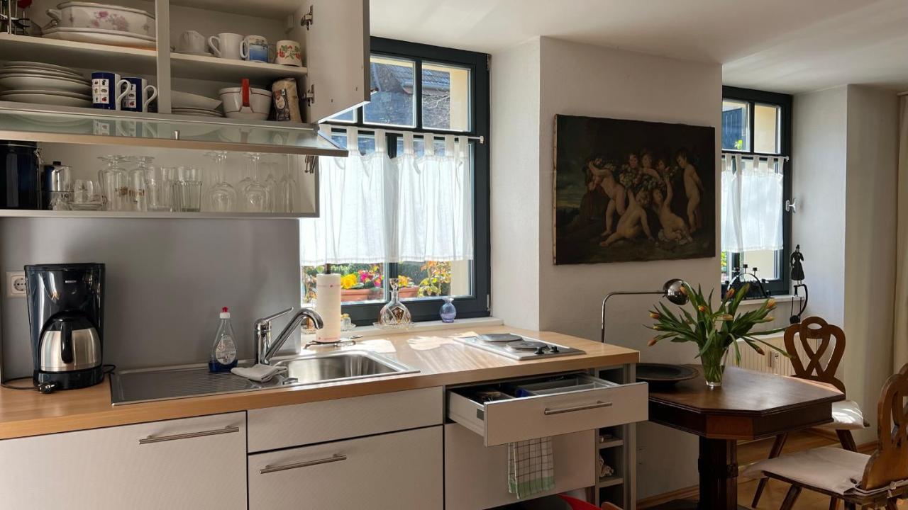 Ferienwohnung Im Stadionischem Hof Walluf Buitenkant foto