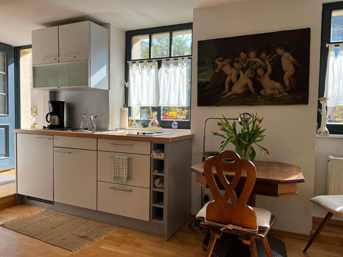 Ferienwohnung Im Stadionischem Hof Walluf Buitenkant foto