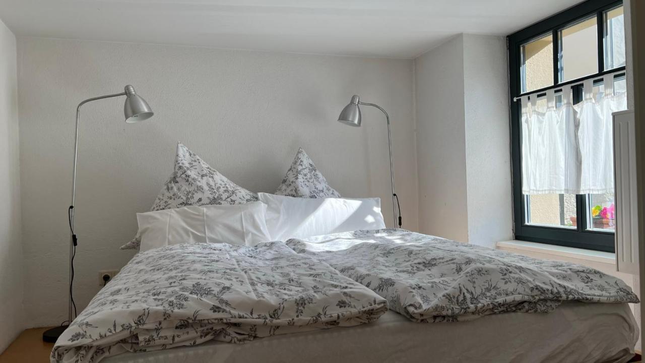 Ferienwohnung Im Stadionischem Hof Walluf Buitenkant foto